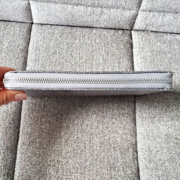 Maison Martin Margiela 11 Silver Cracked Leather Foil Travel Long Wallet Clutch - Picture 11 of 15